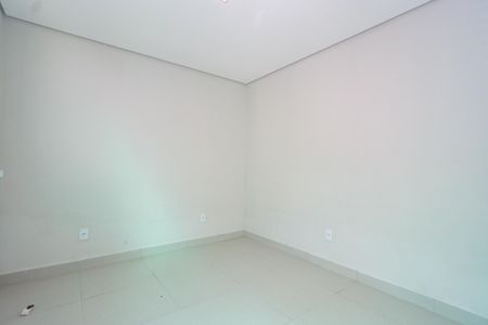 Casa para alugar com 80m², 2 quartos e 2 vagasQuarto 1
