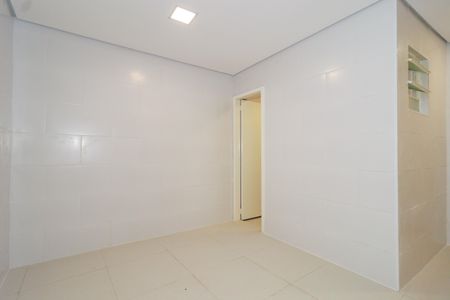 Casa para alugar com 80m², 2 quartos e 2 vagasCozinha