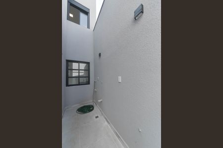 Casa à venda com 120m², 3 quartos e 1 vaga Casa à venda com 120m², 3 quartos e 1 vagaQuintal - Lavanderia