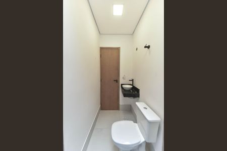 Casa à venda com 120m², 3 quartos e 1 vaga Casa à venda com 120m², 3 quartos e 1 vagaBanheiro Social