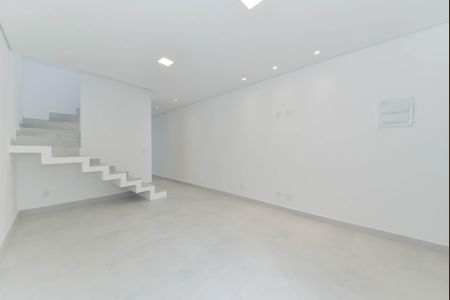 Casa à venda com 120m², 3 quartos e 1 vaga Casa à venda com 120m², 3 quartos e 1 vagaSala