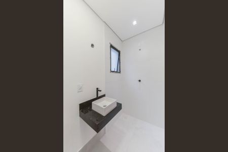 Casa à venda com 120m², 3 quartos e 1 vaga Casa à venda com 120m², 3 quartos e 1 vagaBanheiro da Suíte