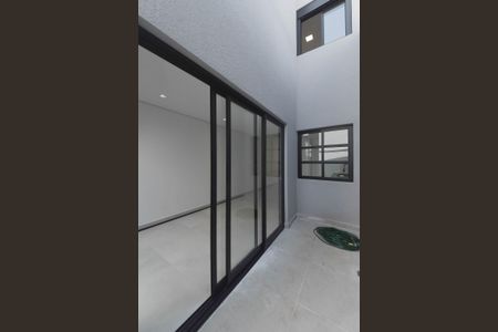 Casa à venda com 120m², 3 quartos e 1 vaga Casa à venda com 120m², 3 quartos e 1 vagaQuintal - Lavanderia