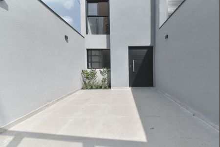Casa à venda com 120m², 3 quartos e 1 vaga Casa à venda com 120m², 3 quartos e 1 vagaGaragem