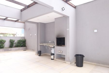 Apartamento para alugar com 42m², 2 quartos e sem vagaÁrea comum - Churrasqueira