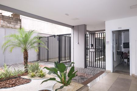 Apartamento para alugar com 42m², 2 quartos e sem vagaÁrea comum - Portaria
