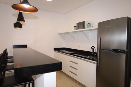 Apartamento para alugar com 42m², 2 quartos e sem vagaÁrea comum - Salão de festas