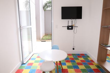 Apartamento para alugar com 42m², 2 quartos e sem vagaÁrea comum - Brinquedoteca e Salão de jogos