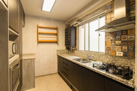 Apartamento para alugar com 47m², 2 quartos e 1 vagaCozinha e Área de Serviço
