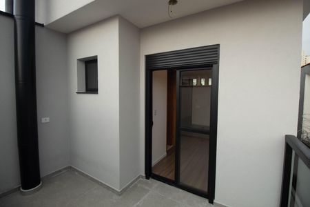 Casa à venda com 140m², 3 quartos e 2 vagas Casa à venda com 140m², 3 quartos e 2 vagasVaranda da Suíte 2