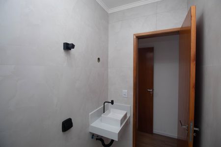 Casa à venda com 140m², 3 quartos e 2 vagas Casa à venda com 140m², 3 quartos e 2 vagasBanheiro da Suíte 1