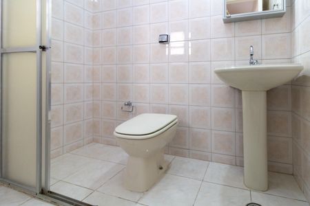 Casa à venda com 156m², 2 quartos e 1 vagaBanheiro da Suíte