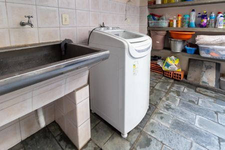 Casa à venda com 156m², 2 quartos e 1 vagaÁrea de Serviço