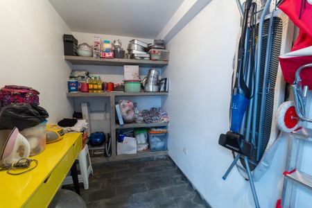 Casa à venda com 156m², 2 quartos e 1 vagaÁrea de Serviço - Depósito