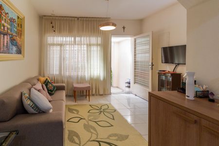 Casa à venda com 156m², 2 quartos e 1 vagaSala