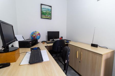 Casa à venda com 156m², 2 quartos e 1 vagaQuarto de Serviço