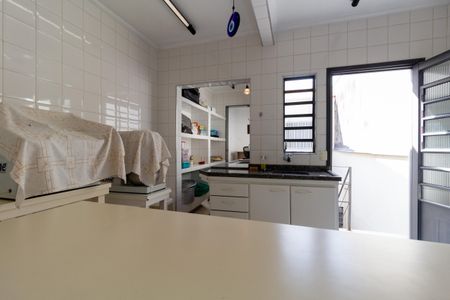 Casa à venda com 156m², 2 quartos e 1 vagaEdícula