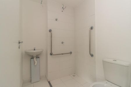 Studio à venda com 28m², 1 quarto e sem vaga Studio à venda com 28m², 1 quarto e sem vagaBanheiro