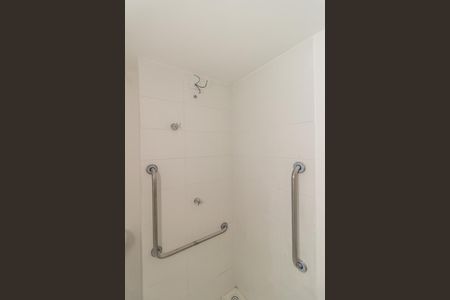 Studio à venda com 28m², 1 quarto e sem vaga Studio à venda com 28m², 1 quarto e sem vagaBanheiro