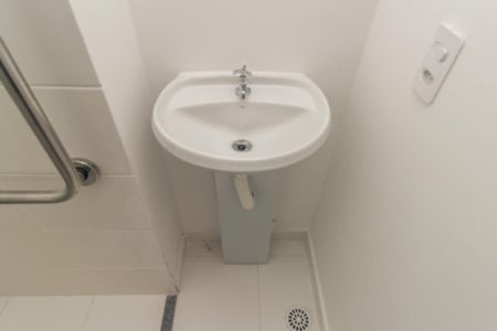 Studio à venda com 28m², 1 quarto e sem vaga Studio à venda com 28m², 1 quarto e sem vagaBanheiro