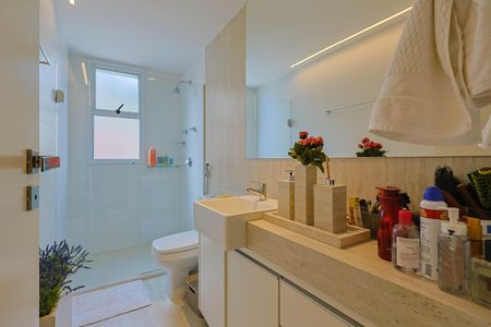 Apartamento à venda com 82m², 2 quartos e 1 vagaBanheiro