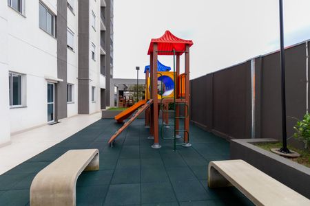 Apartamento à venda com 35m², 2 quartos e sem vagaÁrea comum - Playground