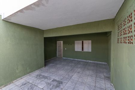 Casa para alugar com 125m², 1 quarto e 1 vaga Casa para alugar com 125m², 1 quarto e 1 vagaGaragem