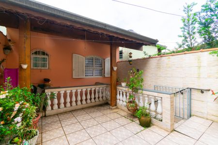 Casa à venda com 177m², 3 quartos e 2 vagasQuintal / Jardim
