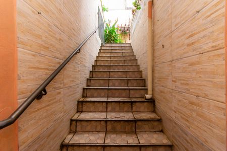 Casa à venda com 177m², 3 quartos e 2 vagasEscada Externa