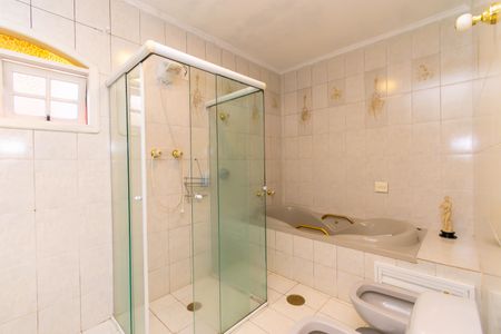 Casa à venda com 177m², 3 quartos e 2 vagasBanheiro da Suíte