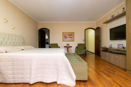 Casa à venda com 177m², 3 quartos e 2 vagasSuíte