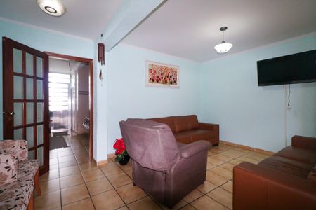 Casa à venda com 125m², 3 quartos e 2 vagas Casa à venda com 125m², 3 quartos e 2 vagasSala