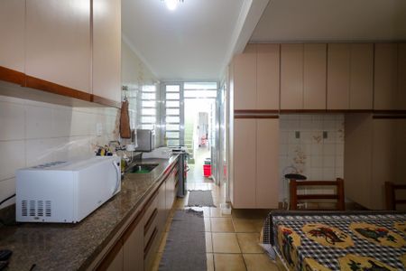 Casa à venda com 125m², 3 quartos e 2 vagas Casa à venda com 125m², 3 quartos e 2 vagasCozinha