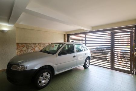 Casa à venda com 125m², 3 quartos e 2 vagas Casa à venda com 125m², 3 quartos e 2 vagasGaragem