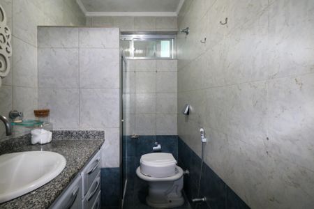 Casa à venda com 125m², 3 quartos e 2 vagas Casa à venda com 125m², 3 quartos e 2 vagasBanheiro
