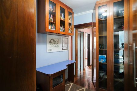 Apartamento à venda com 87m², 3 quartos e 2 vagasQuarto 2