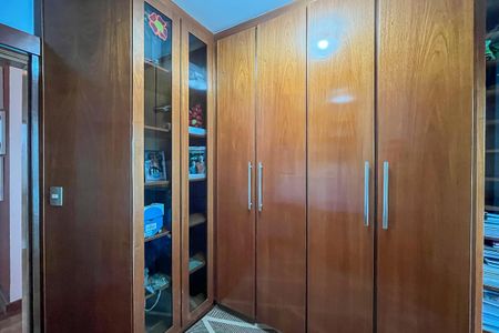 Apartamento à venda com 87m², 3 quartos e 2 vagasQuarto 2