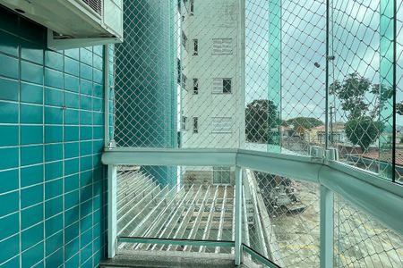 Apartamento à venda com 87m², 3 quartos e 2 vagasVaranda da suíte