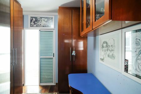 Apartamento à venda com 87m², 3 quartos e 2 vagasQuarto 2
