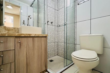 Apartamento à venda com 65m², 3 quartos e 1 vaga Apartamento à venda com 65m², 3 quartos e 1 vagaBanheiro da Suíte