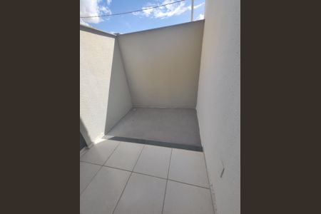 Apartamento à venda com 80m², 3 quartos e 1 vagaVaranda