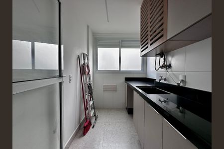 Apartamento à venda com 108m², 3 quartos e 2 vagas Apartamento à venda com 108m², 3 quartos e 2 vagasÁrea de Serviço