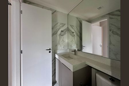 Apartamento à venda com 108m², 3 quartos e 2 vagas Apartamento à venda com 108m², 3 quartos e 2 vagasBanheiro Suíte 1