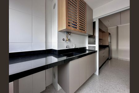 Apartamento à venda com 108m², 3 quartos e 2 vagas Apartamento à venda com 108m², 3 quartos e 2 vagasÁrea de Serviço