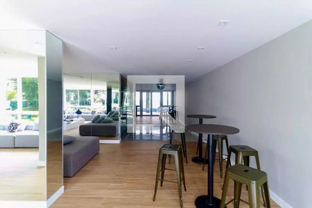 Apartamento à venda com 108m², 3 quartos e 2 vagas Apartamento à venda com 108m², 3 quartos e 2 vagasÁrea comum - Salão de festas