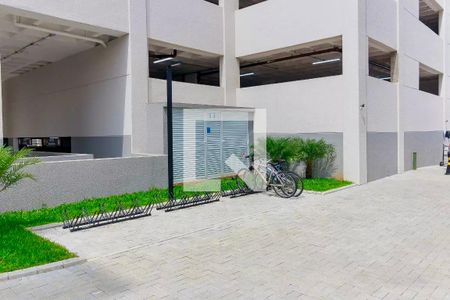 Apartamento à venda com 108m², 3 quartos e 2 vagas Apartamento à venda com 108m², 3 quartos e 2 vagasBicicletário