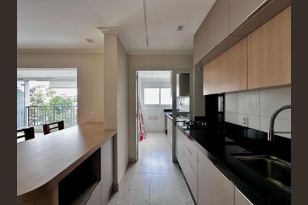 Apartamento à venda com 108m², 3 quartos e 2 vagas Apartamento à venda com 108m², 3 quartos e 2 vagasCozinha