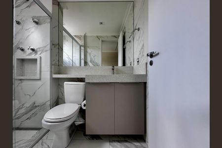 Apartamento à venda com 108m², 3 quartos e 2 vagas Apartamento à venda com 108m², 3 quartos e 2 vagasBanheiro Suíte 2