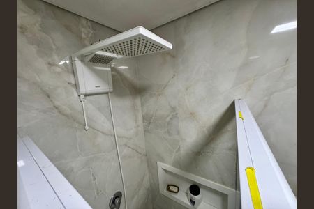 Casa à venda com 118m², 2 quartos e 2 vagasBanheiro