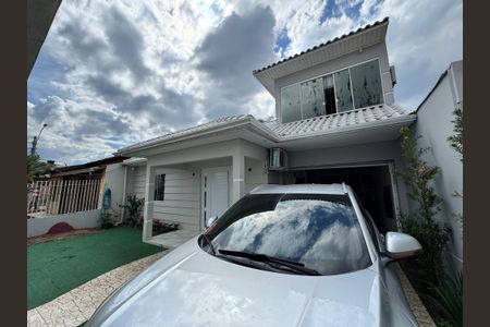 Casa à venda com 118m², 2 quartos e 2 vagasÁrea Externa